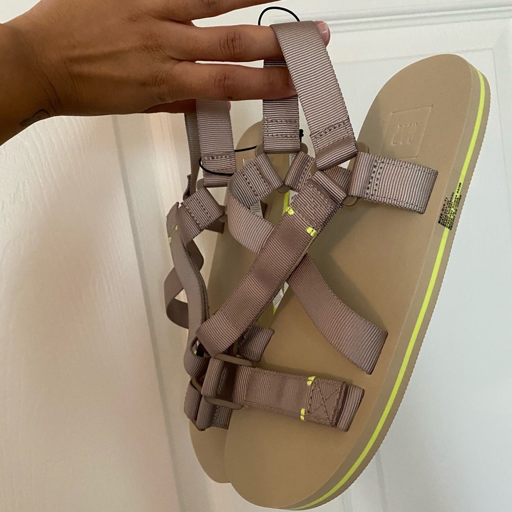GAP Slides - Picture 2 of 5